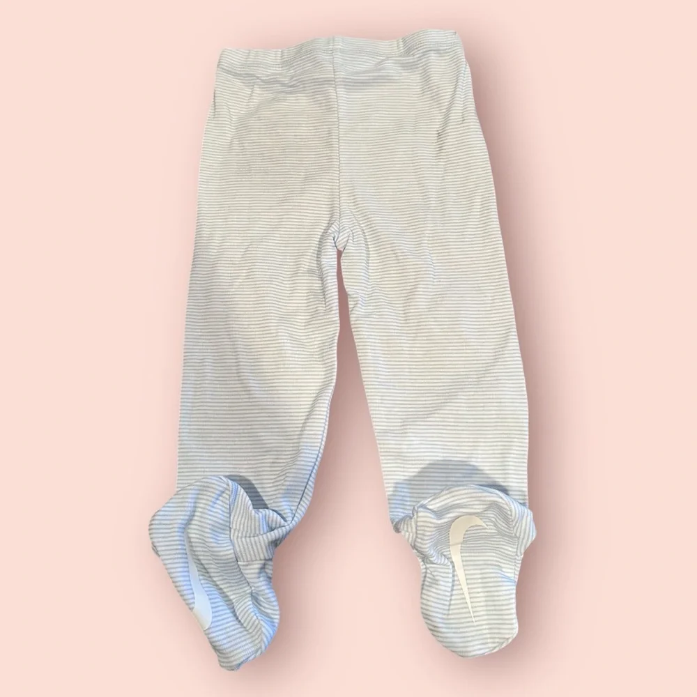 NWT Baby Nike Light Blue Baby Two-Piece Set with 'Just Do It' Graphic Size 9 Mon - Picture 7 of 9